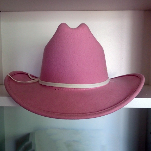 childs pink cowboy hat